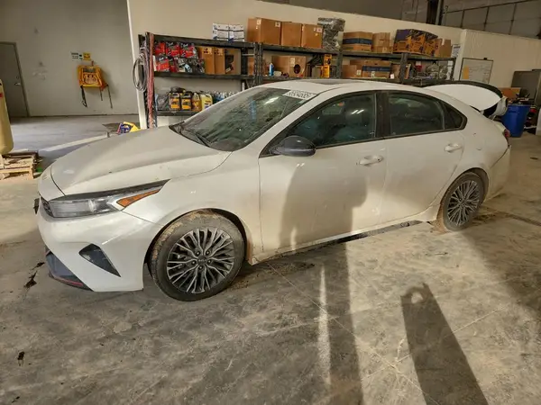 3KPF54AD2PE552346 2023 KIA FORTE - Image 1