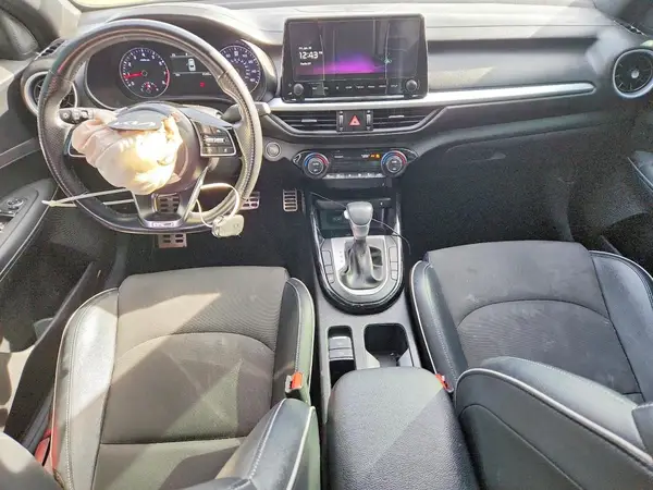 3KPF54AD2PE586268 2023 KIA FORTE - Image 8