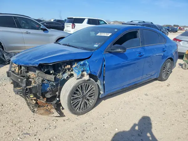 3KPF54AD2PE601674 2023 KIA FORTE - Image 1