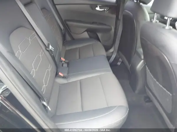 3KPF54AD2PE602923 2023 KIA FORTE - Image 8
