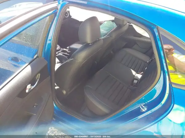 3KPF54AD2PE609760 2023 KIA FORTE - Image 8