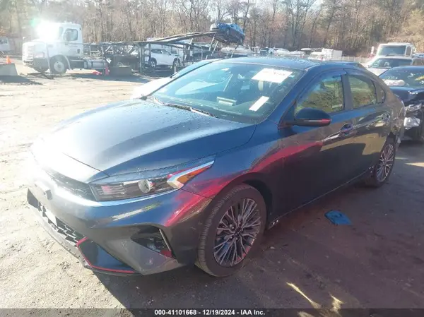 3KPF54AD2PE610231 2023 KIA FORTE - Image 2