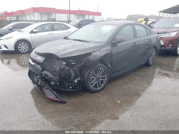 3KPF54AD2PE611430 2023 KIA FORTE - Image 2