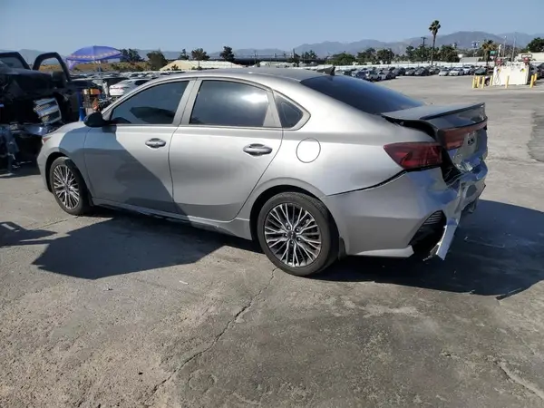 3KPF54AD2PE613727 2023 KIA FORTE - Image 2