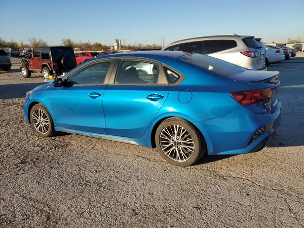 3KPF54AD2PE616126 2023 KIA FORTE - Image 2