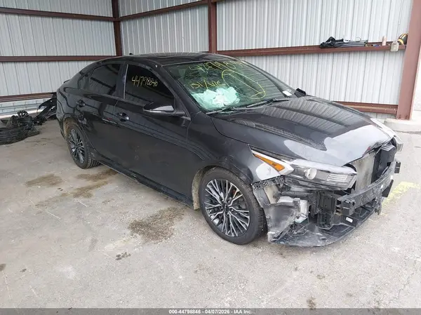 3KPF54AD2PE642810 2023 KIA FORTE - Image 1