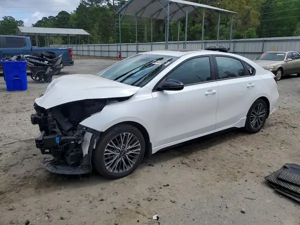 3KPF54AD2PE645268 2023 KIA FORTE - Image 1