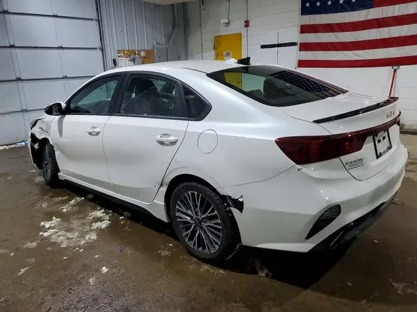 3KPF54AD2PE646713 2023 KIA FORTE - Image 2