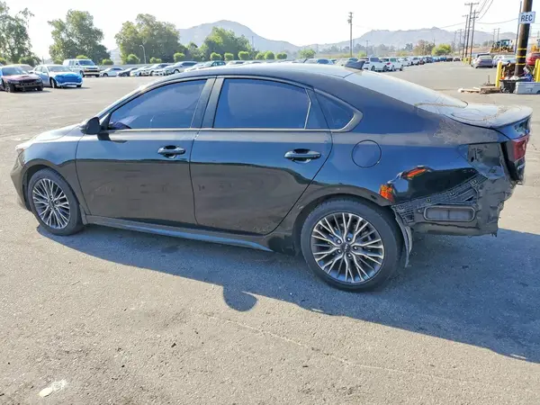 3KPF54AD2PE647845 2023 KIA FORTE - Image 2