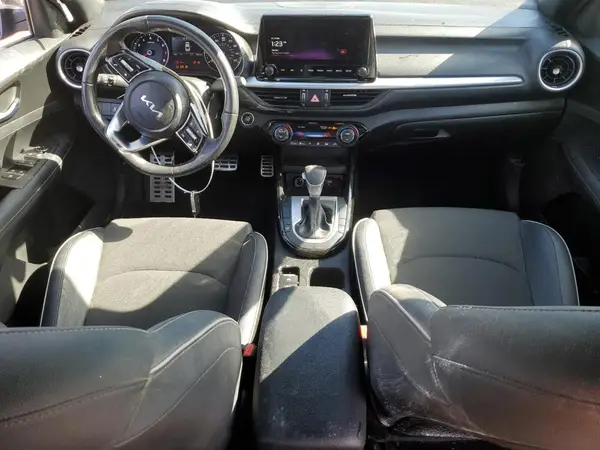 3KPF54AD2PE657873 2023 KIA FORTE - Image 8