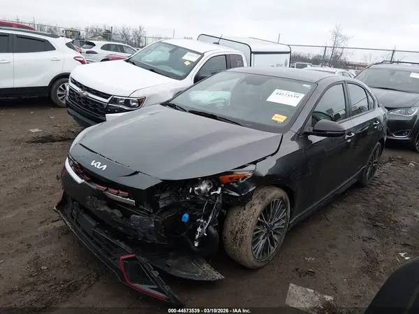 3KPF54AD2PE659736 2023 KIA FORTE - Image 2