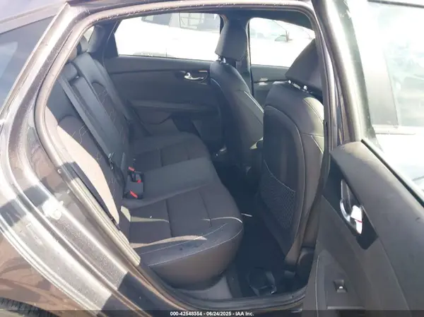 3KPF54AD2PE660000 2023 KIA FORTE - Image 8