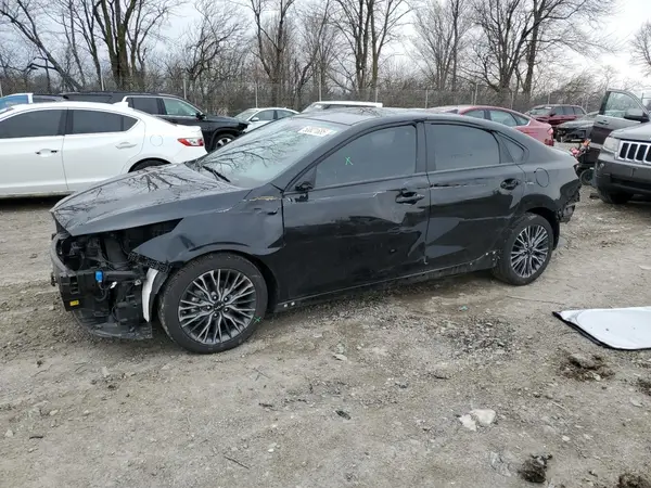 3KPF54AD2PE666105 2023 KIA FORTE - Image 1