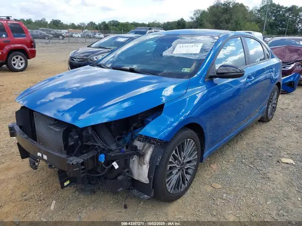 3KPF54AD2PE666797 2023 KIA FORTE - Image 2