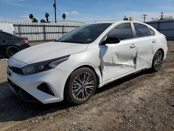 3KPF54AD2PE673099 2023 KIA FORTE - Image 1