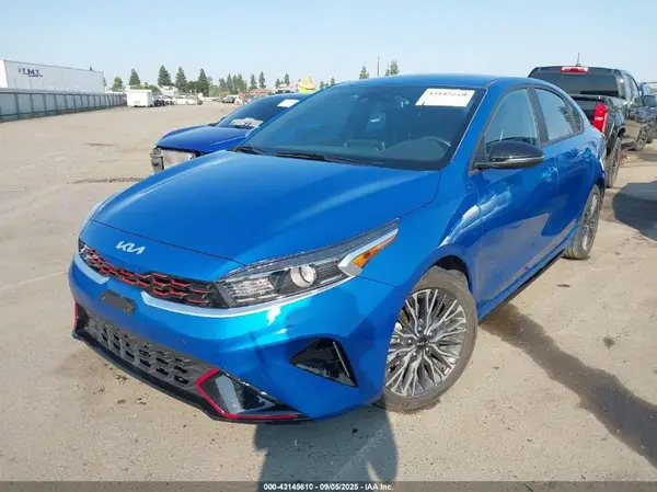 3KPF54AD2PE673555 2023 KIA FORTE - Image 2