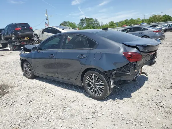 3KPF54AD2PE686192 2023 KIA FORTE - Image 2