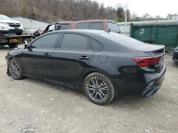3KPF54AD2PE686774 2023 KIA FORTE - Image 2