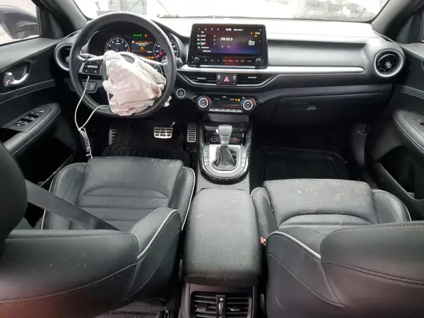 3KPF54AD2PE686774 2023 KIA FORTE - Image 8