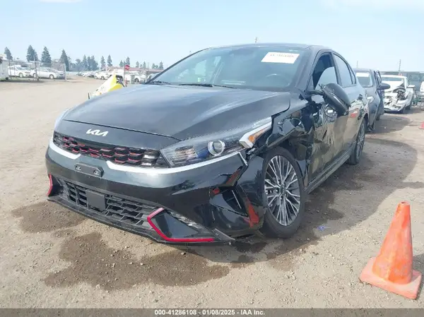 3KPF54AD2PE688427 2023 KIA FORTE - Image 2
