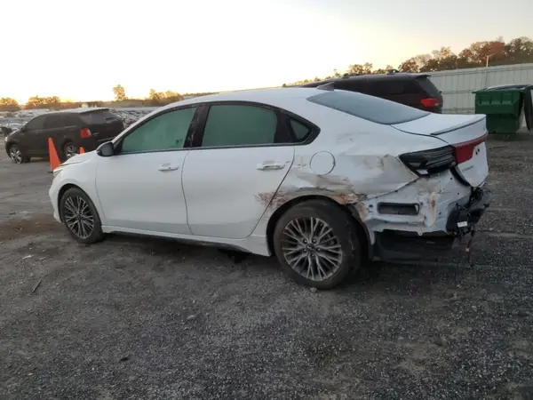 3KPF54AD2PE689819 2023 KIA FORTE - Image 2