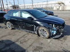 3KPF54AD2RE701812 2024 KIA FORTE