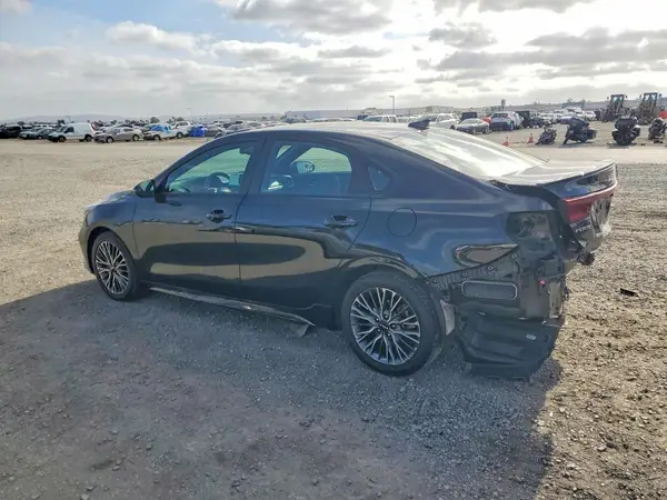 3KPF54AD2RE706508 2024 KIA FORTE - Image 2