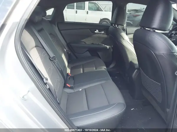 3KPF54AD2RE711188 2024 KIA FORTE - Image 8