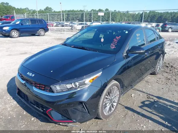 3KPF54AD2RE712860 2024 KIA FORTE - Image 2