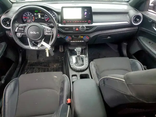 3KPF54AD2RE713314 2024 KIA FORTE - Image 8