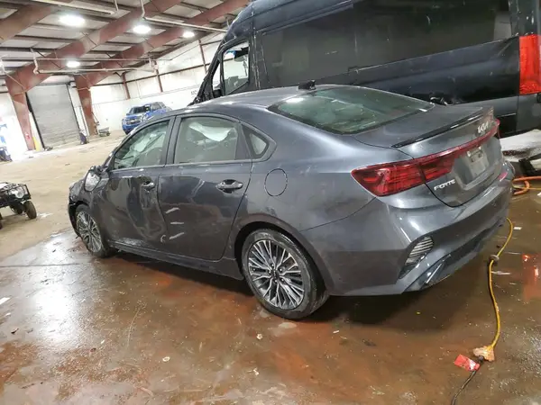 3KPF54AD2RE713362 2024 KIA FORTE - Image 2