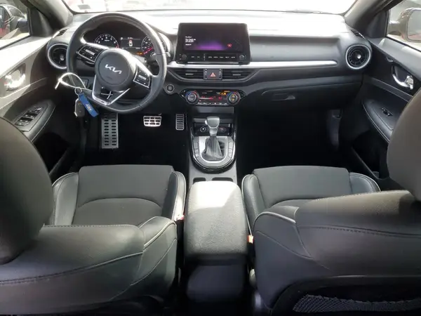 3KPF54AD2RE717220 2024 KIA FORTE - Image 8