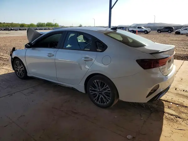 3KPF54AD2RE730095 2024 KIA FORTE - Image 2
