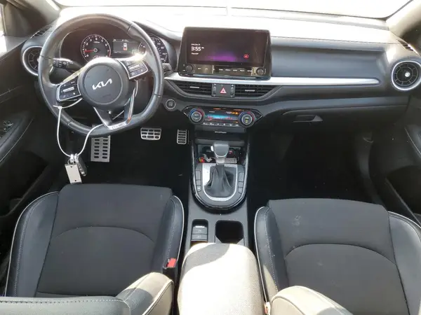 3KPF54AD2RE734728 2024 KIA FORTE - Image 8