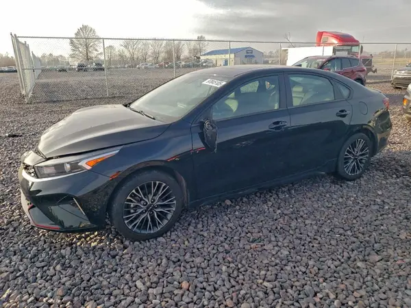 3KPF54AD2RE736978 2024 KIA FORTE - Image 1