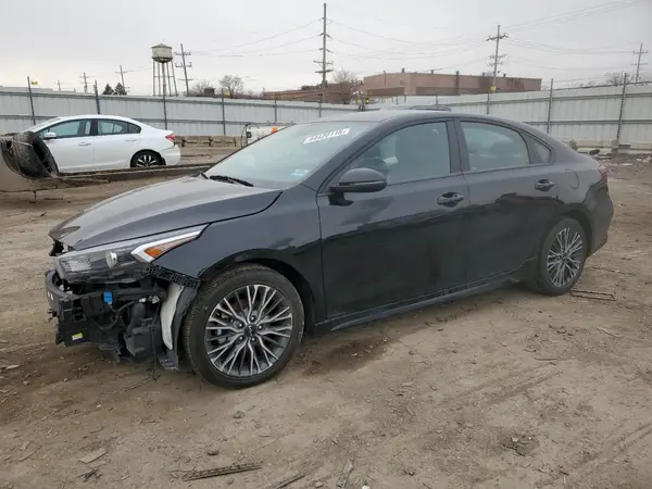 3KPF54AD2RE738892 2024 KIA FORTE - Image 1