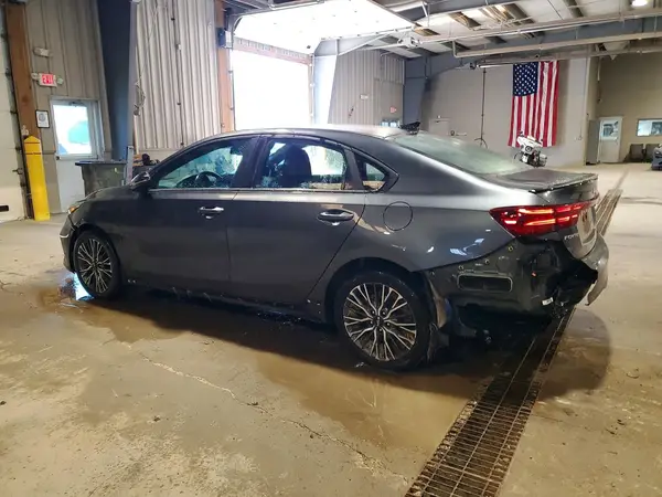 3KPF54AD2RE741405 2024 KIA FORTE - Image 2