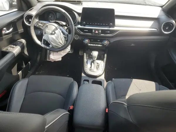 3KPF54AD2RE749018 2024 KIA FORTE - Image 8