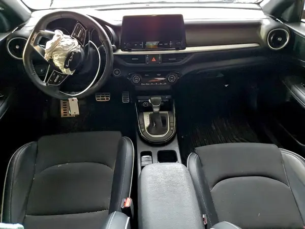 3KPF54AD2RE749679 2024 KIA FORTE - Image 8