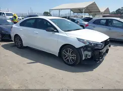 3KPF54AD2RE750573 2024 KIA FORTE
