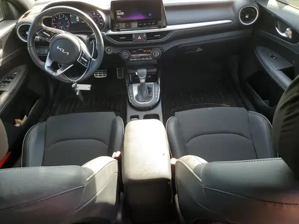 3KPF54AD2RE753683 2024 KIA FORTE - Image 8