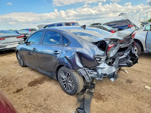 3KPF54AD2RE756079 2024 KIA FORTE - Image 2