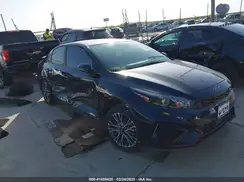 3KPF54AD2RE757992 2024 KIA FORTE