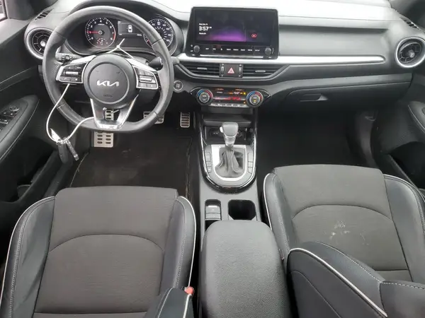 3KPF54AD2RE758916 2024 KIA FORTE - Image 8