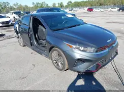 3KPF54AD2RE761363 2024 KIA FORTE
