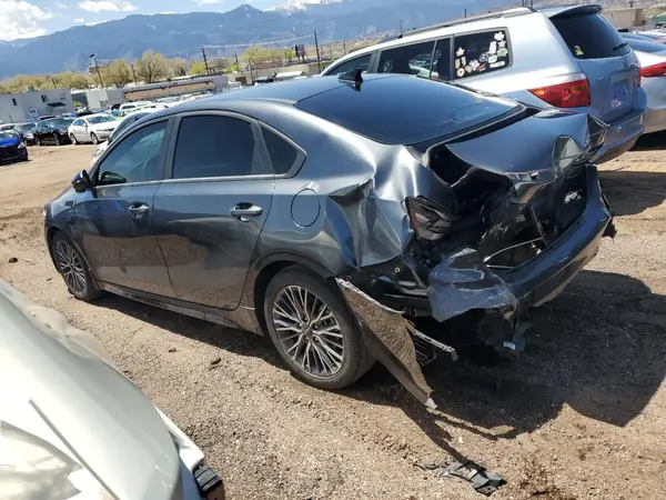 3KPF54AD2RE769818 2024 KIA FORTE - Image 2