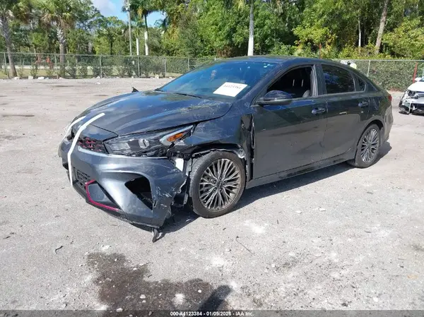 3KPF54AD2RE771147 2024 KIA FORTE - Image 2