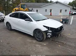 3KPF54AD2RE773352 2024 KIA FORTE