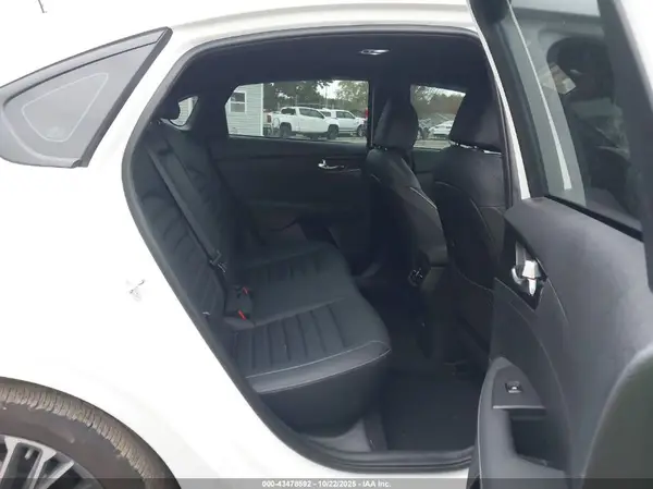 3KPF54AD2RE773352 2024 KIA FORTE - Image 8