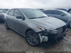 3KPF54AD2RE775022 2024 KIA FORTE